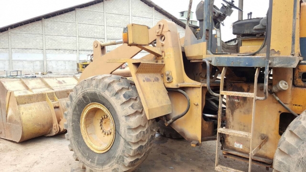 ขายรถตัก KOMATSU WA300 เอกสารใบอินวอยซ์ครบ สภาพพร้อมใช้งาน เครื่องแน่น ปั้มดี ราคาต่อรองได้ครับ