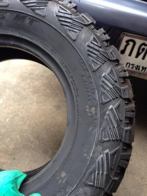 - ขายยางใหม่ Mud  245 75 16  2900.-