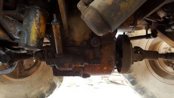 ขายรถตัก KOMATSU JH60 รถใช้งานอยู่เป็นประจำ เครื่องดี ปั้มดี ราคาต่อรองได้ครับ