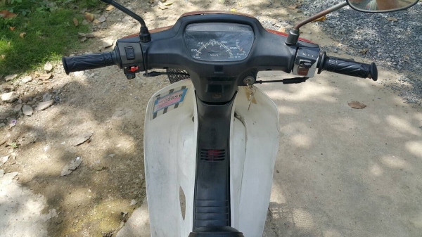 Honda ดรีมเอ็กซ์เซล สตาร์ทมือ