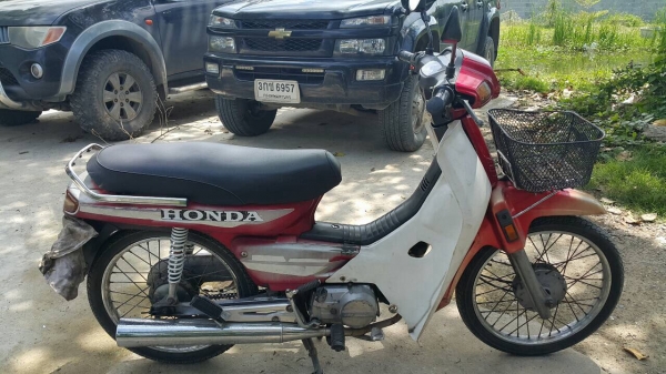 Honda ดรีมเอ็กซ์เซล สตาร์ทมือ