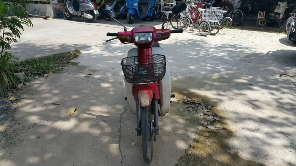 Honda ดรีมเอ็กซ์เซล สตาร์ทมือ