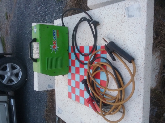 เครื่องเชื่อม อินเวอร์เตอร์ 160 A เครื่องเชื่อม อินเวอร์เตอร์ 160 A