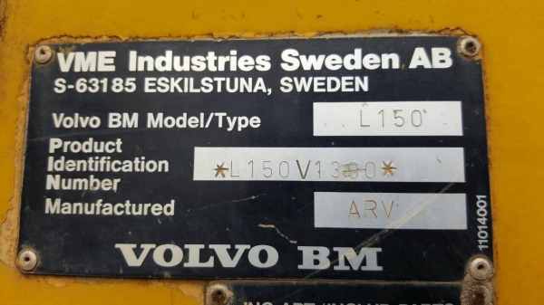 ขายรถตัก ขนาดใหญ่ VOLVO L150 เหมาะกับงานใหญ่ เอกสารเล่มทะเบียนครบ รถพร้อมใช้งานเครื่องดี ปั้มแรง ราคาคุยกันได้ครับ ขายรถตัก ขนาดใหญ่ VOLVO L150 เหมาะกับงานใหญ่ เอกสารเล่มทะเบียนครบ รถพร้อมใช้งานเครื่องดี ปั้มแรง ราคาคุยกันได้ครับ