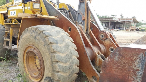 ขายรถตัก ขนาดใหญ่ VOLVO L150 เหมาะกับงานใหญ่ เอกสารเล่มทะเบียนครบ รถพร้อมใช้งานเครื่องดี ปั้มแรง ราคาคุยกันได้ครับ ขายรถตัก ขนาดใหญ่ VOLVO L150 เหมาะกับงานใหญ่ เอกสารเล่มทะเบียนครบ รถพร้อมใช้งานเครื่องดี ปั้มแรง ราคาคุยกันได้ครับ