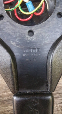 พวงมาลัยMOMO แท้