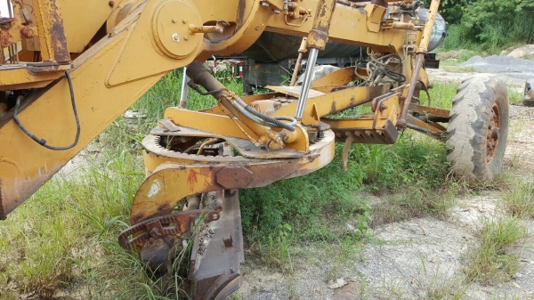 ขายรถเกรด KOMATSU GD600R-1 สภาพดีพร้อมใช้งาน เอกสารเล่มทะเบียนครบ เครื่องดี ปั้มแรง ใช้งานได้ดีทุกระบบ ยางเต็ม ราคาคุยกันได้ครับ ขายรถเกรด KOMATSU GD600R-1 สภาพดีพร้อมใช้งาน เอกสารเล่มทะเบียนครบ เครื่องดี ปั้มแรง ใช้งานได้ดีทุกระบบ ยางเต็ม ราคาคุยกันได้ครับ