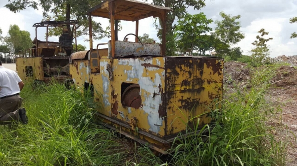 ขายรถบด ล้อเหล็ก 2 ล้อ หน้า-หลัง สภาพต้องซ่อมก่อนใช้งาน เครื่องและอุปกรณ์ครบ ราคาคุยได้ครับ ขายรถบด ล้อเหล็ก 2 ล้อ หน้า-หลัง สภาพต้องซ่อมก่อนใช้งาน เครื่องและอุปกรณ์ครบ ราคาคุยได้ครับ