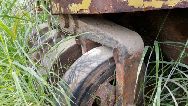 ขายตามสภาพ รถบดล้อยาง 11 ล้อ เครื่อง+อุปกรณ์ครบ ไปซ่อมเองนะครับ ราคาต่อรองได้