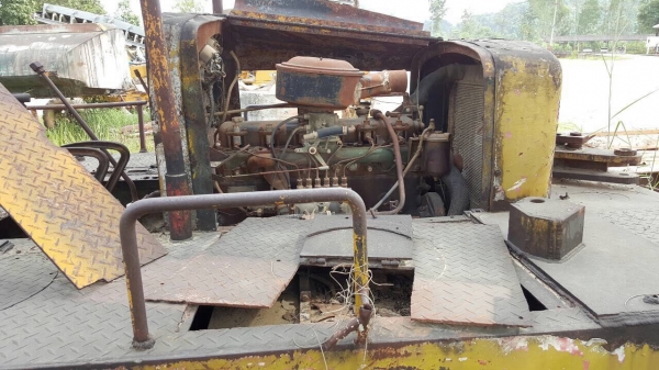 ขายตามสภาพ รถบดล้อยาง 11 ล้อ เครื่อง+อุปกรณ์ครบ ไปซ่อมเองนะครับ ราคาต่อรองได้