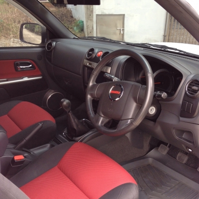 เจ้าของขายเอง Isuzu D-Max X-Series Hi-Lander SpaceCap 3.0 i-TEQ Turbo สีขาว