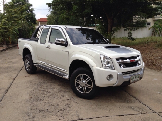 เจ้าของขายเอง Isuzu D-Max X-Series Hi-Lander SpaceCap 3.0 i-TEQ Turbo สีขาว เจ้าของขายเอง Isuzu D-Max X-Series Hi-Lander SpaceCap 3.0 i-TEQ Turbo สีขาว