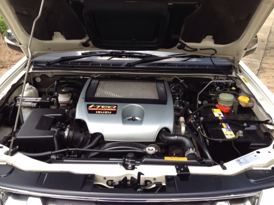 เจ้าของขายเอง Isuzu D-Max X-Series Hi-Lander SpaceCap 3.0 i-TEQ Turbo สีขาว เจ้าของขายเอง Isuzu D-Max X-Series Hi-Lander SpaceCap 3.0 i-TEQ Turbo สีขาว