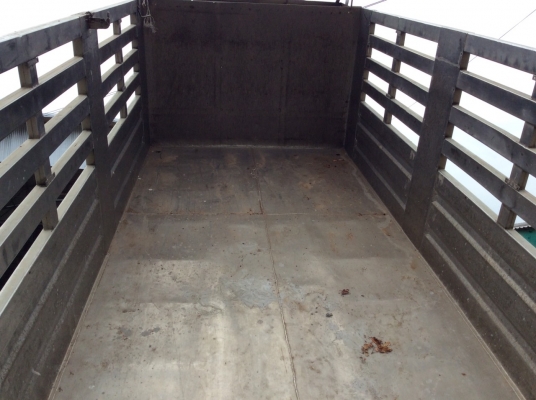 ขายรถหกล้อดั้มHINO FC2 W 120 แรง ซุปเปอร์เสี่ยรถแท้ห้างสภาพสวยจัดๆเอกสารพร้อมโอนเจ้าของขายเองราคา 360000