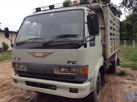 ขายรถหกล้อดั้มHINO FC2 W 120 แรง ซุปเปอร์เสี่ยรถแท้ห้างสภาพสวยจัดๆเอกสารพร้อมโอนเจ้าของขายเองราคา 360000