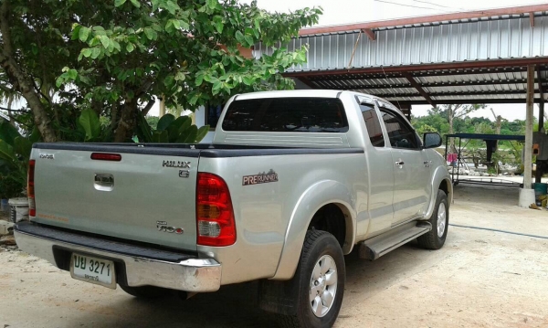 ขาย TOYOTA VIGO PRERUNNER 3.0 ปี 49/2006 เกียร์ธรรมดา ออกห้างมือเดียว รถสวยไม่เคยชน วิ่งน้อย ทะเบียนพร้อมโอนครับ