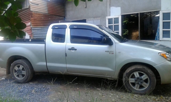 ขาย TOYOTA VIGO 2.5 J ปี 48/2005 รถสวยบางเดิม เครื่องดี คัสซีสวย แอร์เย็น ทะเบียนพร้อมโอนครับ ขาย TOYOTA VIGO 2.5 J ปี 48/2005 รถสวยบางเดิม เครื่องดี คัสซีสวย แอร์เย็น ทะเบียนพร้อมโอนครับ