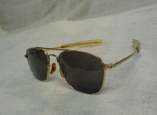 แว่นตาเสืออากาศอเมริกันรุ่นเก่า COMMAND/USA