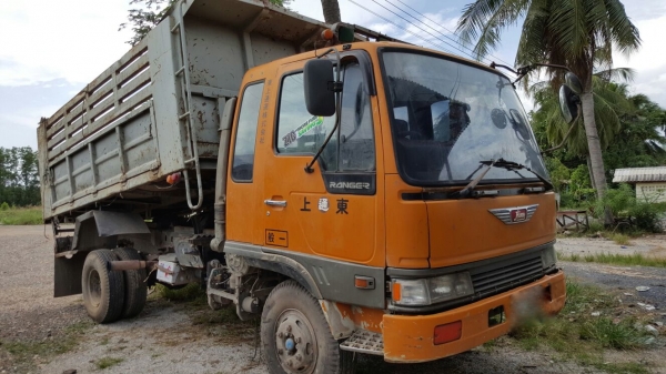 รถฮีโน่ 6 ล้อดั้ม FC4J  145 แรงม้า. ปี 41     สนใจติดต่อ  081 - 6079515