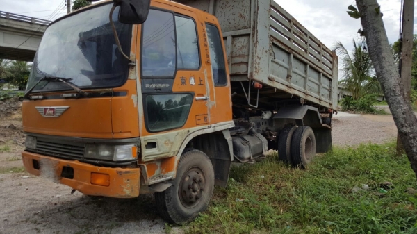 รถฮีโน่ 6 ล้อดั้ม FC4J  145 แรงม้า. ปี 41     สนใจติดต่อ  081 - 6079515