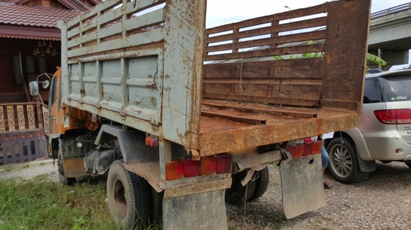 รถฮีโน่ 6 ล้อดั้ม FC4J  145 แรงม้า. ปี 41     สนใจติดต่อ  081 - 6079515