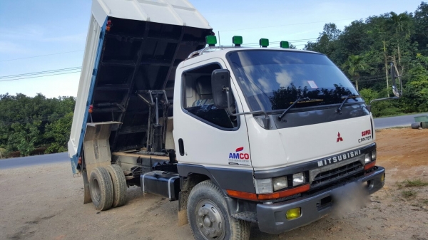 รถมิตซู 6 ล้อดั้ม 130 แรงม้า. ปี 42  ( ยูโรวัน. )    สนใจติดต่อ  081 - 6079515