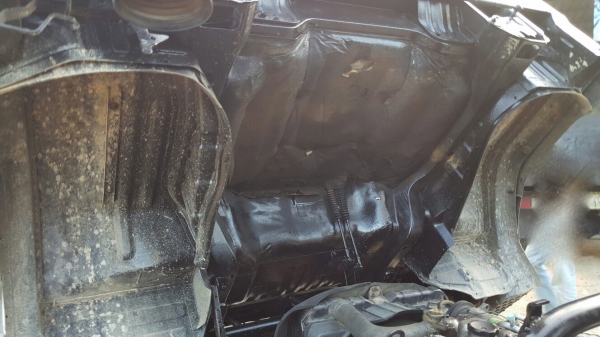 รถมิตซู 6 ล้อดั้ม 130 แรงม้า. ปี 42  ( ยูโรวัน. )    สนใจติดต่อ  081 - 6079515