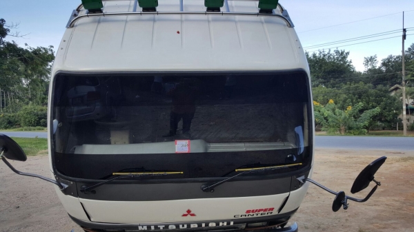 รถมิตซู 6 ล้อดั้ม 130 แรงม้า. ปี 42  ( ยูโรวัน. )    สนใจติดต่อ  081 - 6079515
