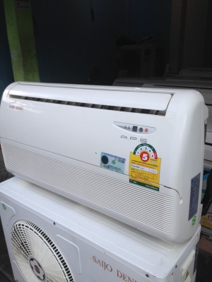 **** ขายแอร์แขวน SAIJO DENKI 13000 BTU สภาพสวย ****