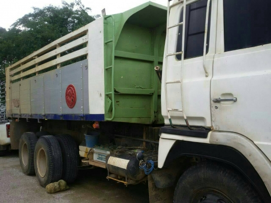 ขายถูกๆมาแล้ว (ราคา570,000บ)สิบล้อ ฮีโน ZM301ดั้ม 260แรง 2เพา มีระบบลากลูก สภาพดีสวยพร้อมใช้งาน ทะเบียนพร้อมโอน