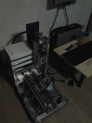 ขาย minicnc พื้นที่ทำงาน 20x20 20000 บาท