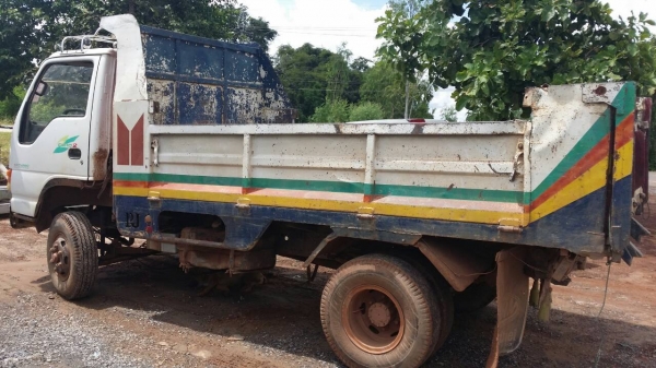 **400,000 บ.ต่อรอง///6ล้อดั้มดิน5คิว ISUZU-120 หัวการ์ตูน **ขาย ISUZU-120แรง ประกอบ 6ล้อดั้มดิน5คิว ช่วงล่างใหญ่ พร้อมลุย ISUZU FRR32G1 (คัสซีDEGA) วางเครื่อง4HF1-120แรงฝาขาว เกียร์สั้น เครื่องดี แน่น แรงดี ครับ เกียร์ดีไม่หลุด เกียร์สั้น เข้าง่าย ครับ ช่ **400,000 บ.ต่อรอง///6ล้อดั้มดิน5คิว ISUZU-120 หัวการ์ตูน **ขาย ISUZU-120แรง ประกอบ 6ล้อดั้มดิน5คิว ช่วงล่างใหญ่ พร้อมลุย ISUZU FRR32G1 (คัสซีDEGA) วางเครื่อง4HF1-120แรงฝาขาว เกียร์สั้น เครื่องดี แน่น แรงดี ครับ เกียร์ดีไม่หลุด เกียร์สั้น เข้าง่าย ครับ ช่