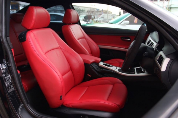 ขายถูกด่วนๆ BMW 320IA COUPE E92 ปี2008 สีดำ เกียร์ AUTO