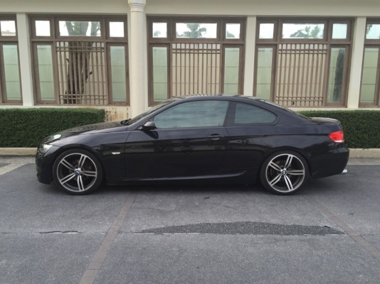ขายถูกด่วนๆ BMW 320IA COUPE E92 ปี2008 สีดำ เกียร์ AUTO