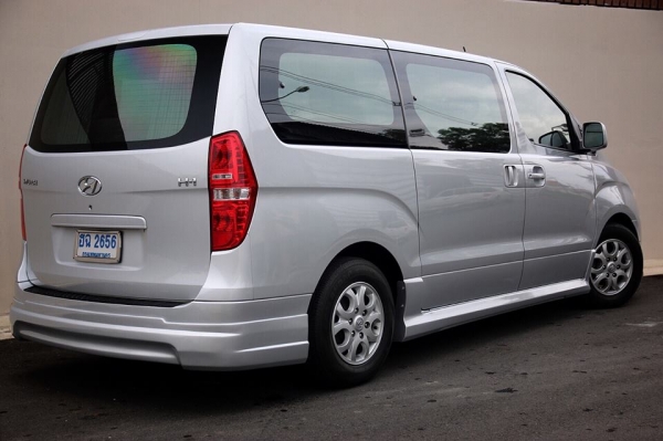 ขายด่วน 2008 Hyundai H-1 2.5 ดีเซล รถตู้เอนกประสงค์ เกียร์ธรรมดา
