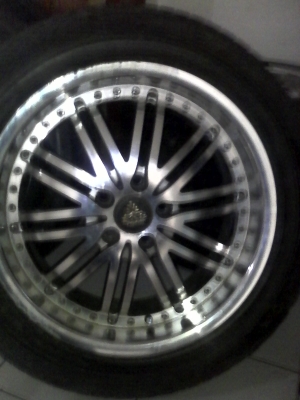 ขายแม็กพร้อมยาง ขายแม็กพร้อมยาง