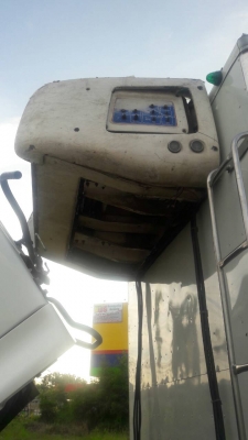 หกล้อ ฮีโน่ MEGA - FC165 ปี49 ช่วงยาว 6.50ม บรรทุกตู้เย็น ^ลูกค้ารับรถกลับบ้านเรียบร้อย ขอบคุณมากครับที่ไว้วางใจ มอส ท่าสองคอน มาตลอดซื้อง่ายขายคร้อง ครับท่าน หกล้อ ฮีโน่ MEGA - FC165 ปี49 ช่วงยาว 6.50ม บรรทุกตู้เย็น ^ลูกค้ารับรถกลับบ้านเรียบร้อย ขอบคุณมากครับที่ไว้วางใจ มอส ท่าสองคอน มาตลอดซื้อง่ายขายคร้อง ครับท่าน