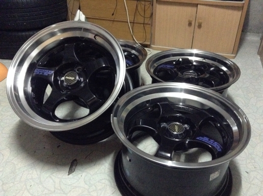 แม็ก S1c ขอบ 15 นิ้ว 4 รู 100 หน้า 7.5 หลัง 8.5 สภาพใหม่แทบไม่มีรอย