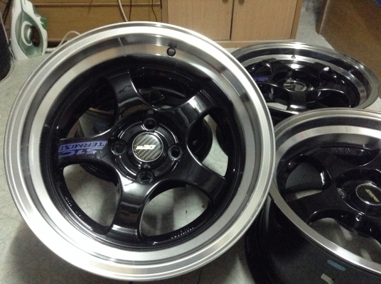 แม็ก S1c ขอบ 15 นิ้ว 4 รู 100 หน้า 7.5 หลัง 8.5 สภาพใหม่แทบไม่มีรอย