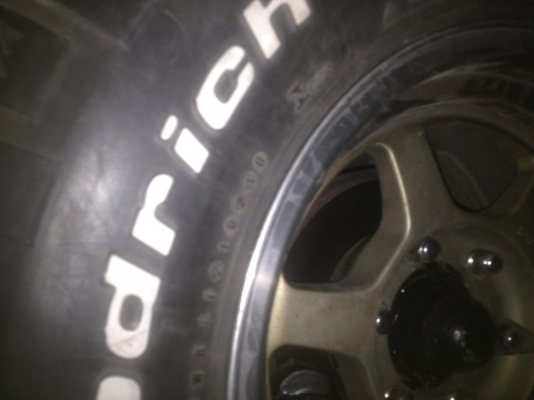 ขายยาง BF 265-75-16 ปี10