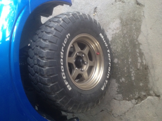 ขายยาง BF 265-75-16 ปี10