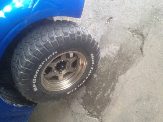 ขายยาง BF 265-75-16 ปี10