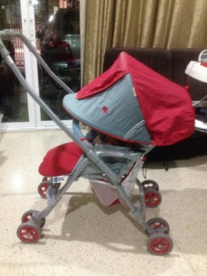 รถเข็นเด็ก APRICA มือสองญี่ปุ่นเข็นได้สองด้านสภาพดี