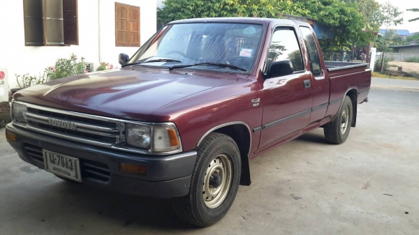 ขายรถกะบะ TOYOTA  สภาพดีมากๆ  พร้อมใช้งาน  เอกสารพร้อมโอน  ทะเบียนไม่ขาย