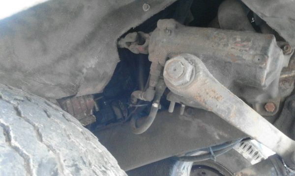 ขาย6 ล้อหน้ายาว เครื่อง 6BD1 165 แรง พวงมาลัยพาวเวอร์ ช่วงล่างใหญ่ฟูโซ่ กระบะเหล็ก ทะเบียนพร้อมโอน