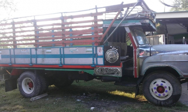 ขาย6 ล้อหน้ายาว เครื่อง 6BD1 165 แรง พวงมาลัยพาวเวอร์ ช่วงล่างใหญ่ฟูโซ่ กระบะเหล็ก ทะเบียนพร้อมโอน