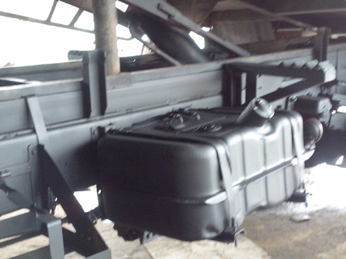 ขายรถบรรทุกหกล้อดั้มอีซูซูเดก้าเครื่อง 6-BF1เทอร์โบ 210 แรงม้า มีสโลว์กลางช่วงล่าง200 แล้ว ดั้มยิงหน