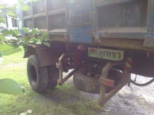 ขายลูกพ่วงสามมิต สองเพลา