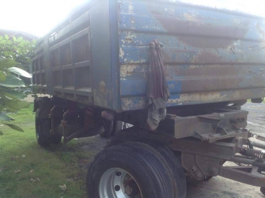 ขายลูกพ่วงสามมิต สองเพลา