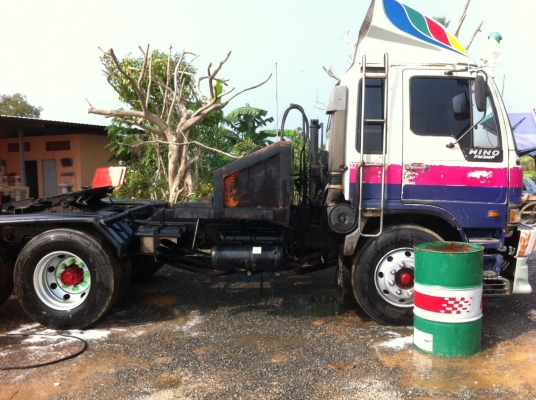 ขายรถบรรทุก 10 ล้อหัวลาก HINO FM3M 240 แรงม้า ราคา 690000